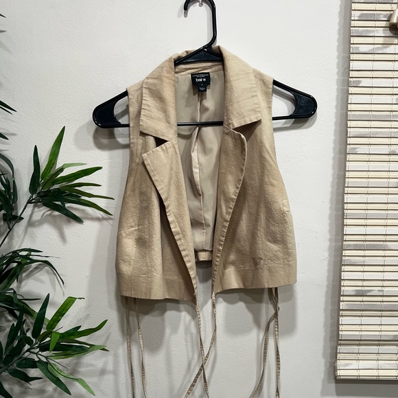 Sleeveless Blazer & Pant Set - Picture 6 of 8